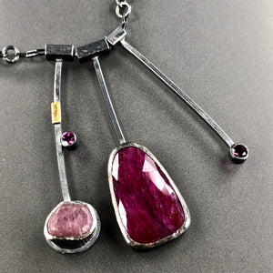 Rubies and garnets necklace
