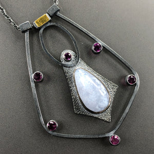 Hyalite opal and rhodolite garnets cluster necklace